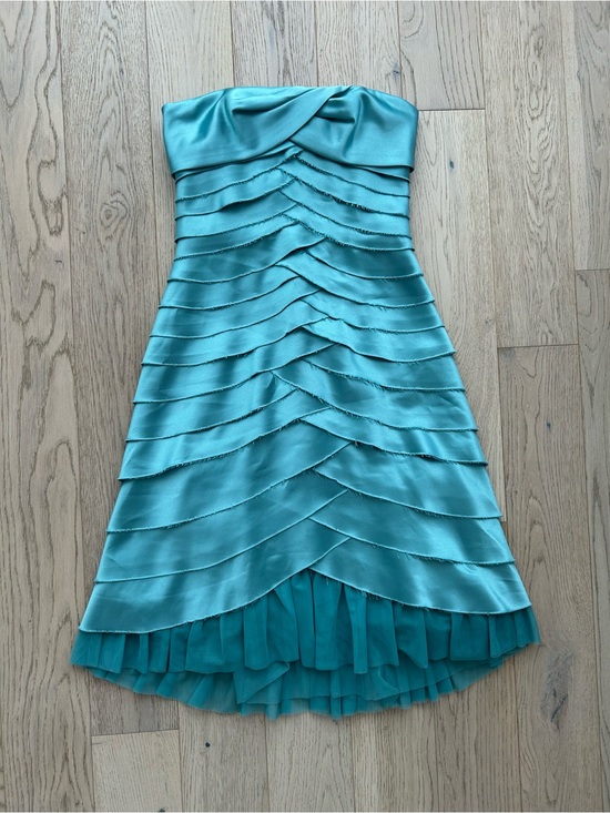 BCBGMaxAzria Dresses & Skirts - BCBGMaxAzria Teal Strapless Dress